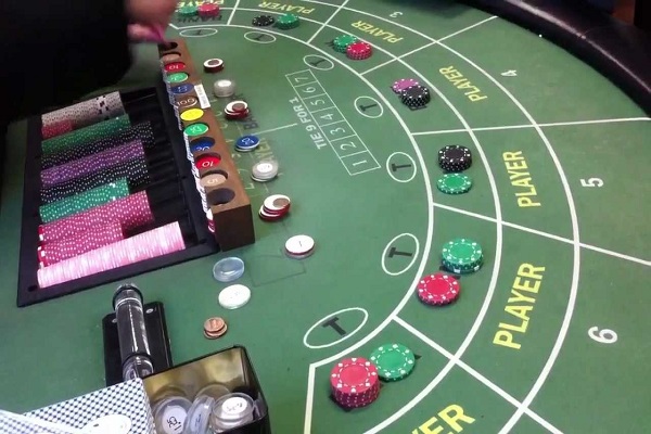 10 Cách chơi Baccarat dễ thắng giúp bạn HỐT hết tiền đối thủ